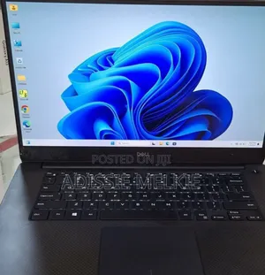 Photo - New Laptop Dell Precision 5540 16GB Intel Core I7 SSD 512GB