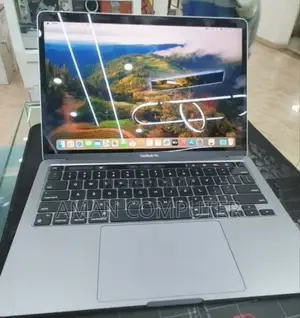 New Laptop Apple MacBook Pro 2022 M2 8GB Apple M2 SSD 256GB