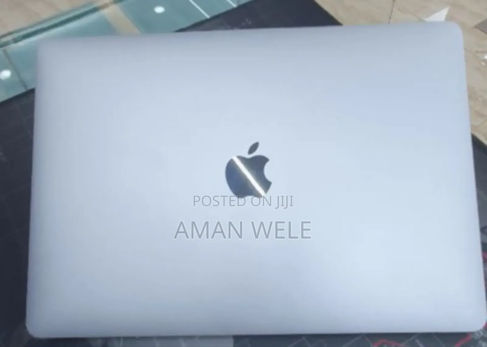 New Laptop Apple MacBook Pro 2022 M2 8GB Apple M2 SSD 256GB