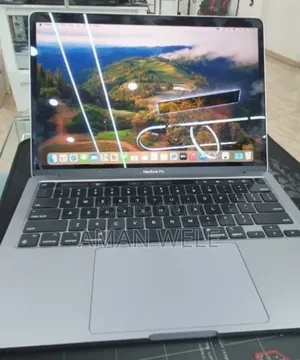 New Laptop Apple MacBook Pro 2022 M2 8GB Apple M2 SSD 256GB