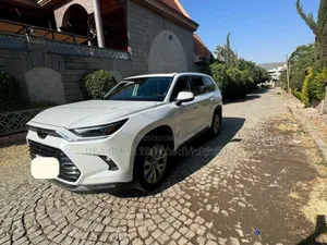 Toyota Grand Highlander Hybrid 2025 White