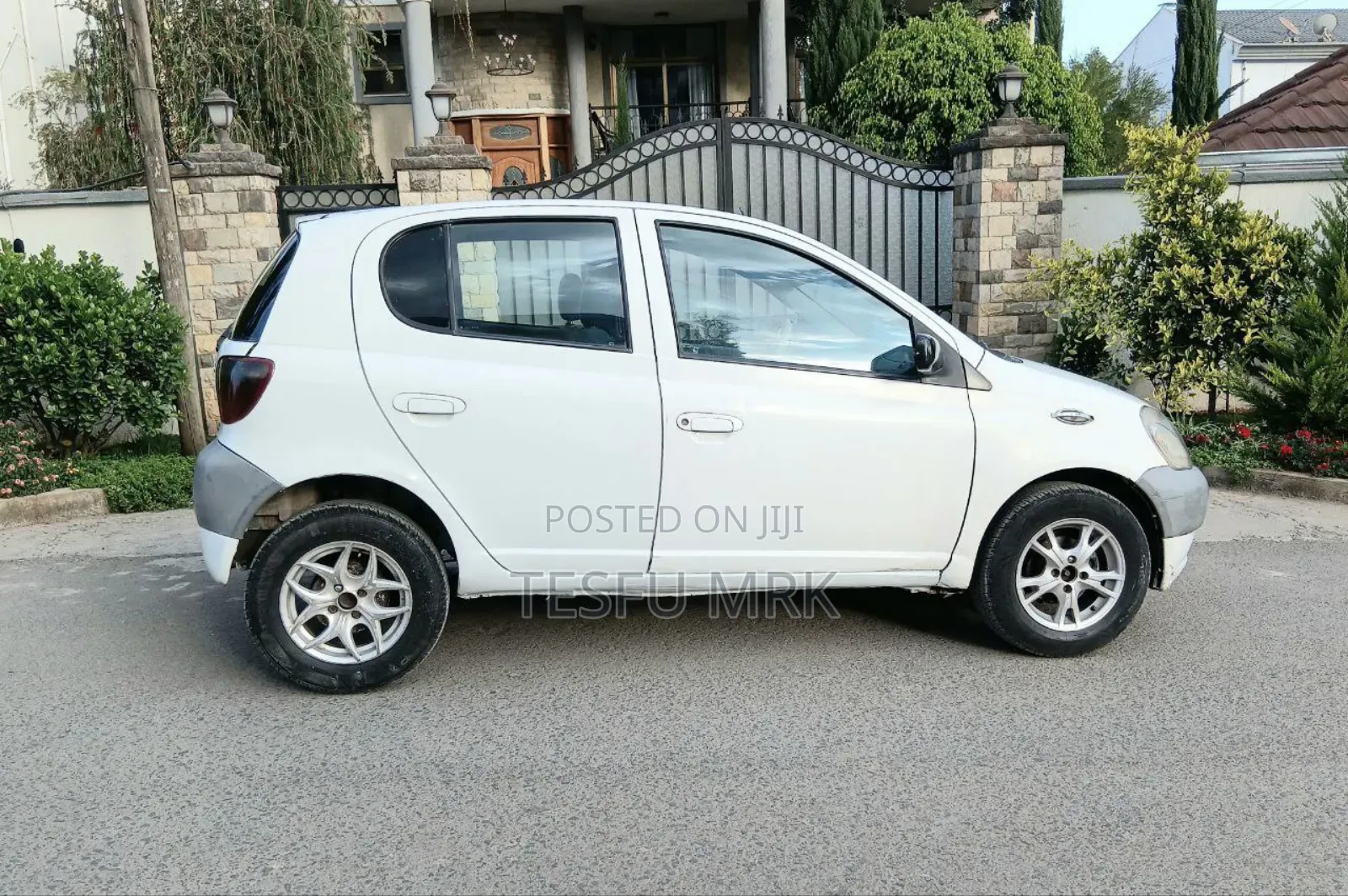 Toyota Yaris 1.5 2000 White