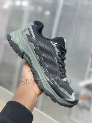 Columbia Gore-Tex Sneakers, Vibram Grip (Black/Sage)