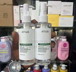 Photo - Anua Heartleaf Pore Control Cleansing Oil Mild