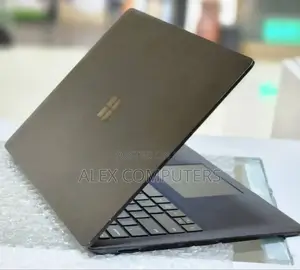 New Laptop Microsoft Surface 16GB Intel Core I7 SSD 512GB