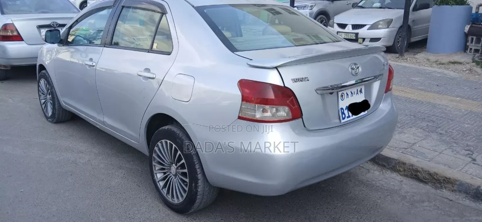 Toyota Belta 2010 Silver