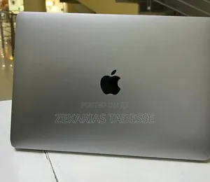 New Laptop Apple MacBook Pro 2019 8GB Intel Core I5 SSD 128GB