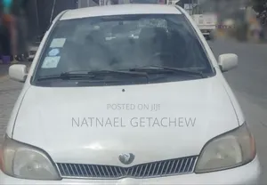 Toyota Platz 2003 White