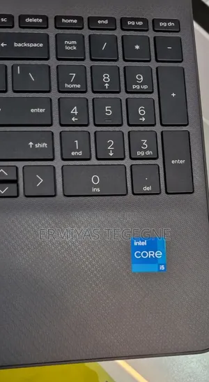 New Laptop HP Stream Notebook 8GB Intel Core I5 SSD 1T