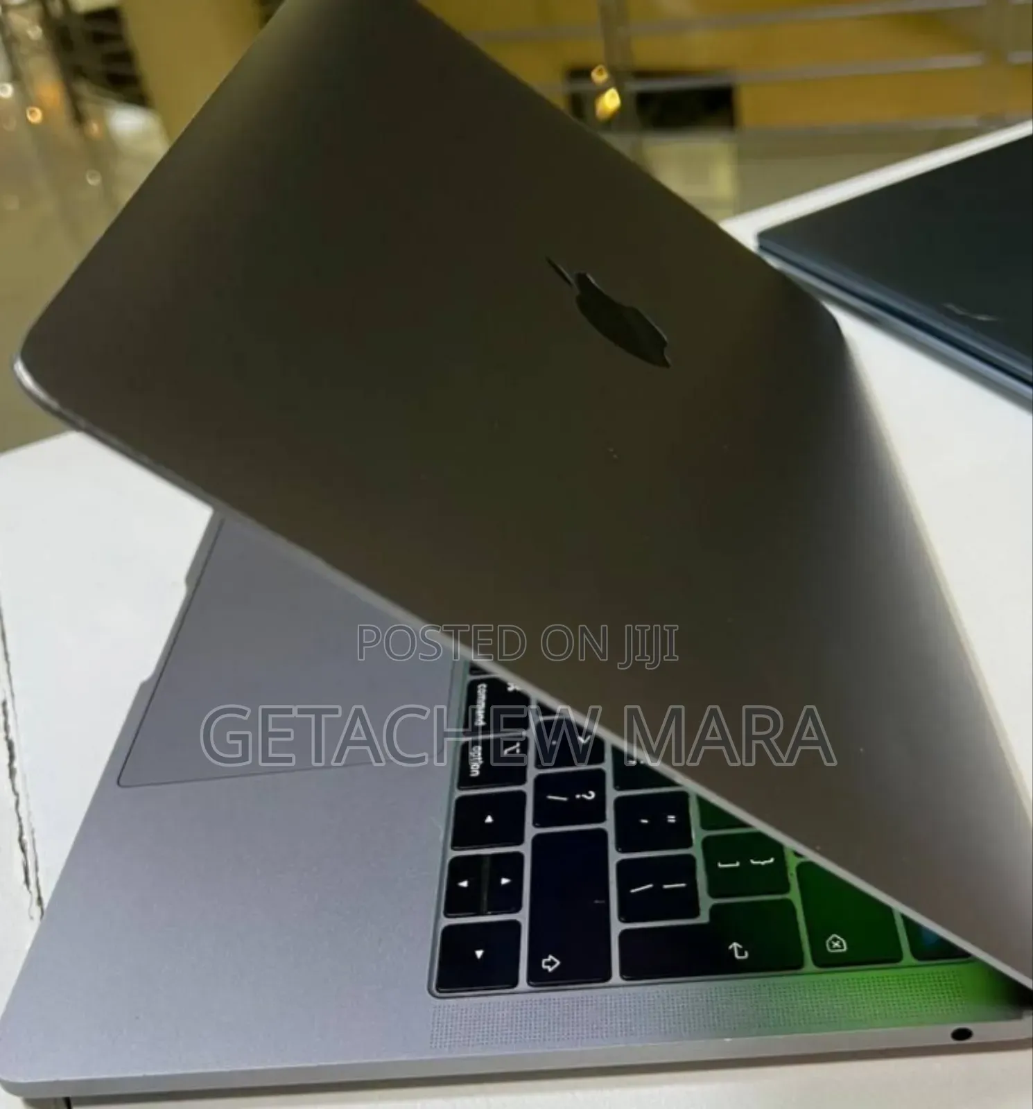 New Laptop Apple MacBook Pro 2019 8GB Intel SSD 128GB