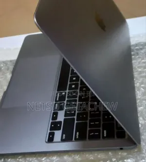 Photo - New Laptop Apple MacBook Air 2020 M1 8GB Apple M1 SSD 256GB