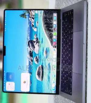 New Laptop Apple MacBook Pro M1 32GB Apple M1 Pro SSD 512GB