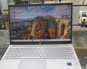 New Laptop HP Pavilion 15 16GB Intel Core I7 SSD 512GB