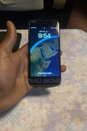 Apple iPhone 8 64 GB Black