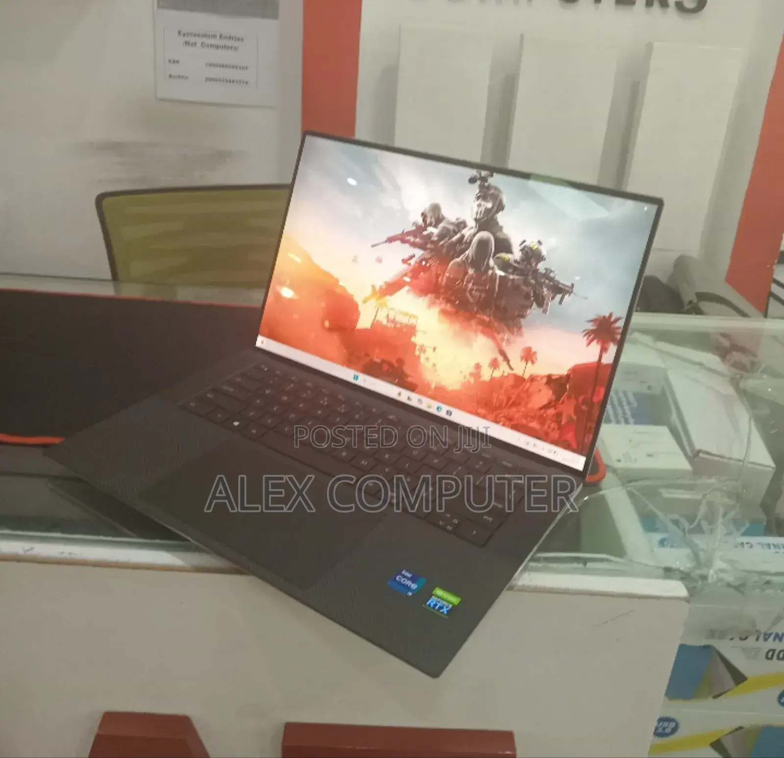 New Laptop Dell XPS 15 32GB Intel Core I9 SSD 2T