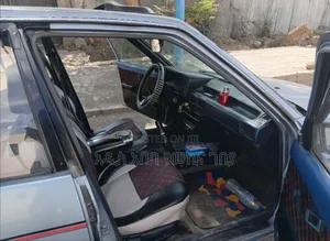 Toyota Corolla 1.3 1986 Blue