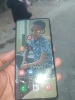 Photo - Samsung Galaxy A51 128 GB Gray