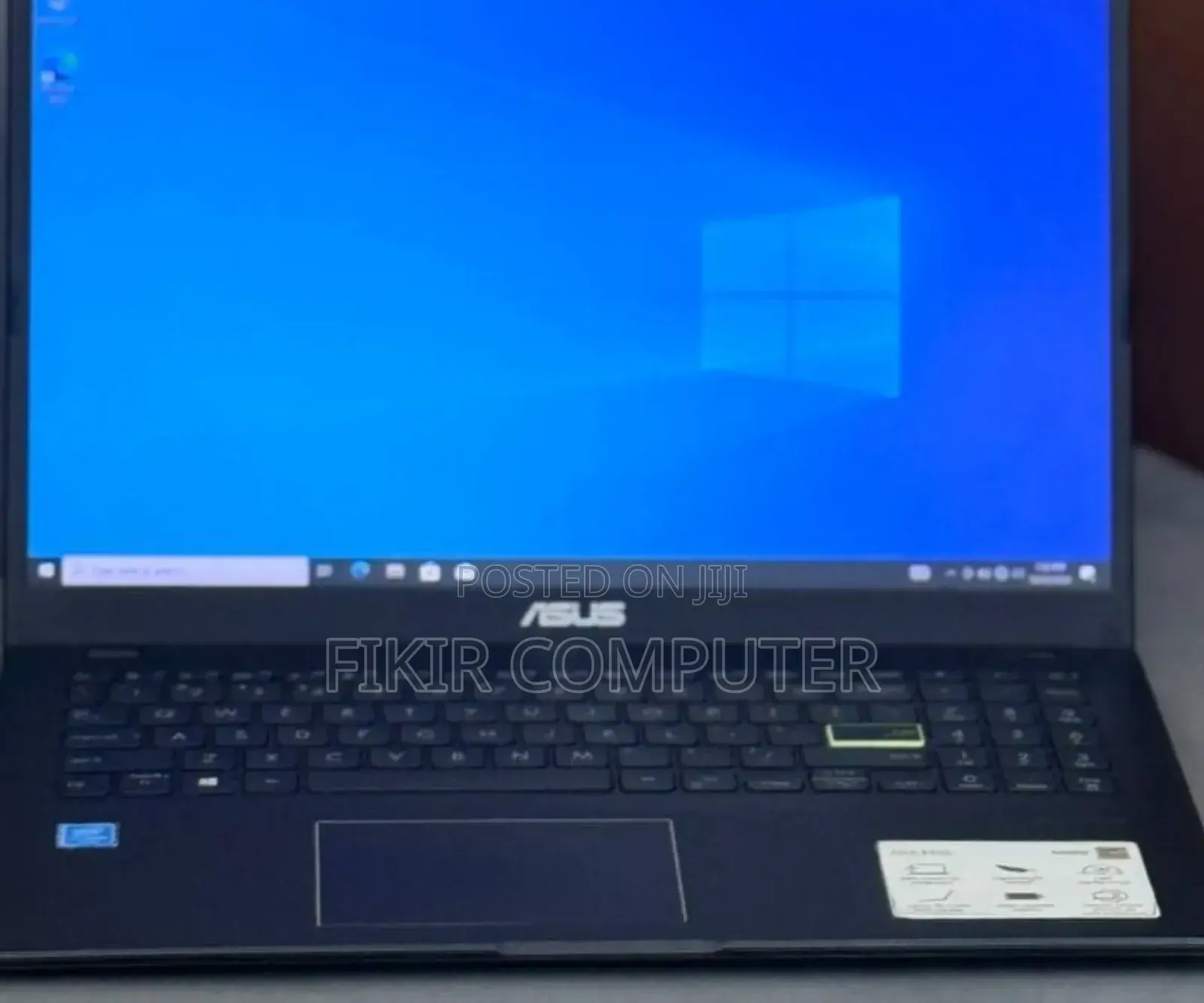 New Laptop Asus E502S 4GB Intel SSD 256GB