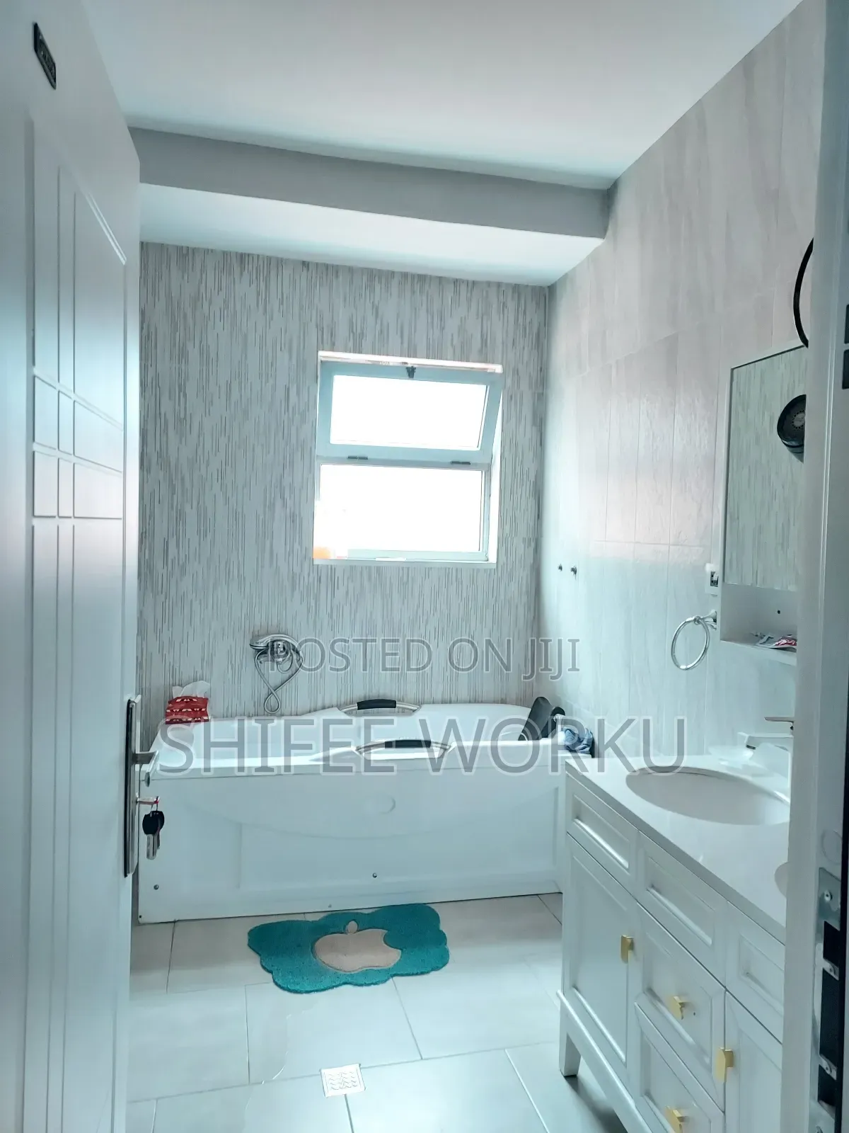 Furnished 6bdrm House in Tafo, Yeka for sale