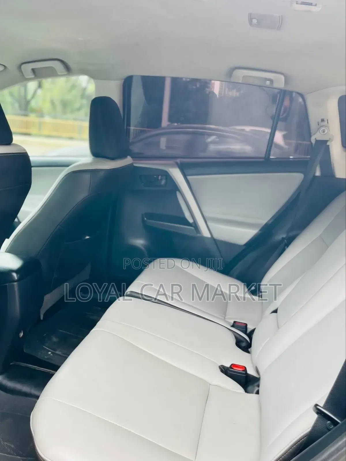 Toyota RAV4 2017 Silver