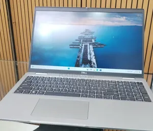 New Laptop Dell Latitude 5540 16GB Intel Core I5 SSD 512GB