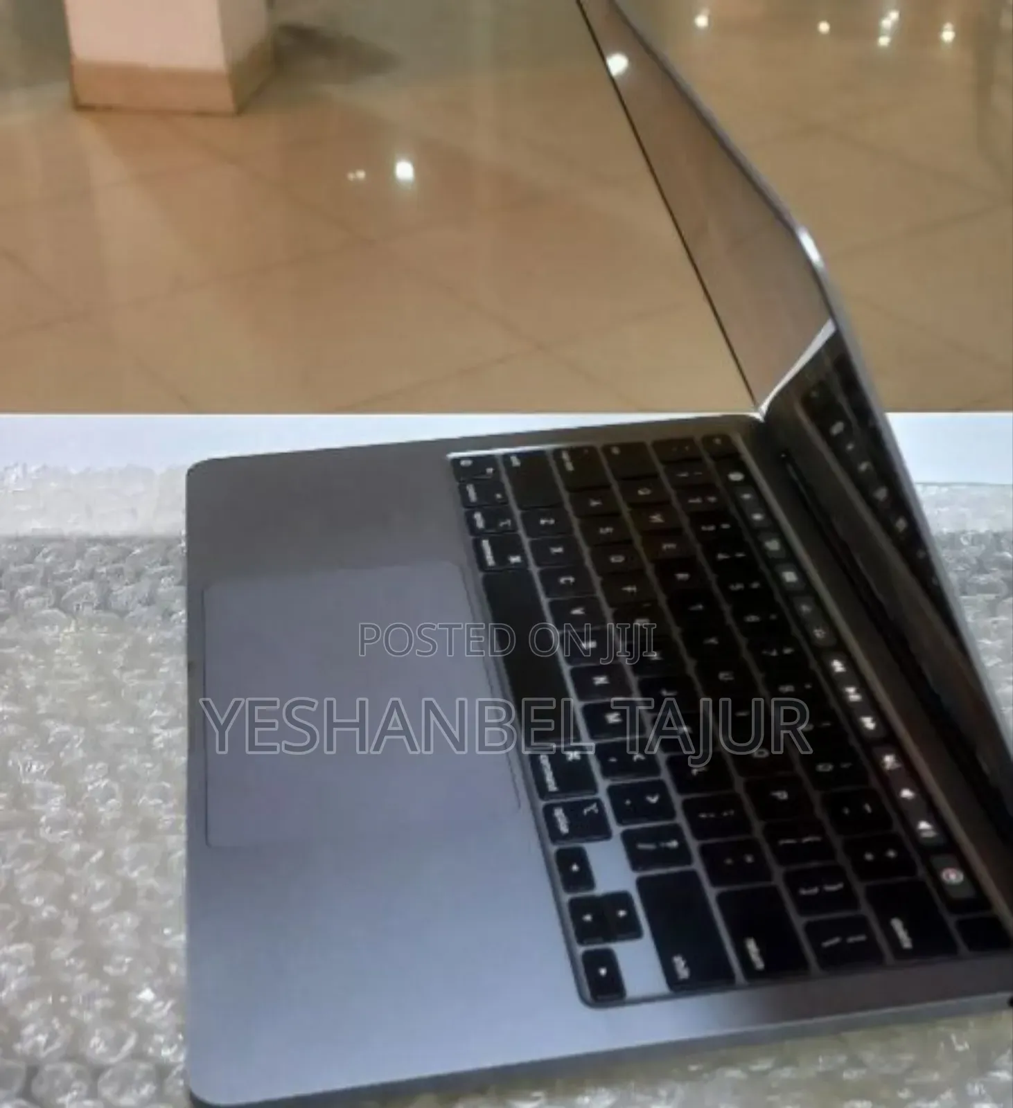 New Laptop Apple MacBook Pro M1 8GB Apple M1 Pro SSD 256GB