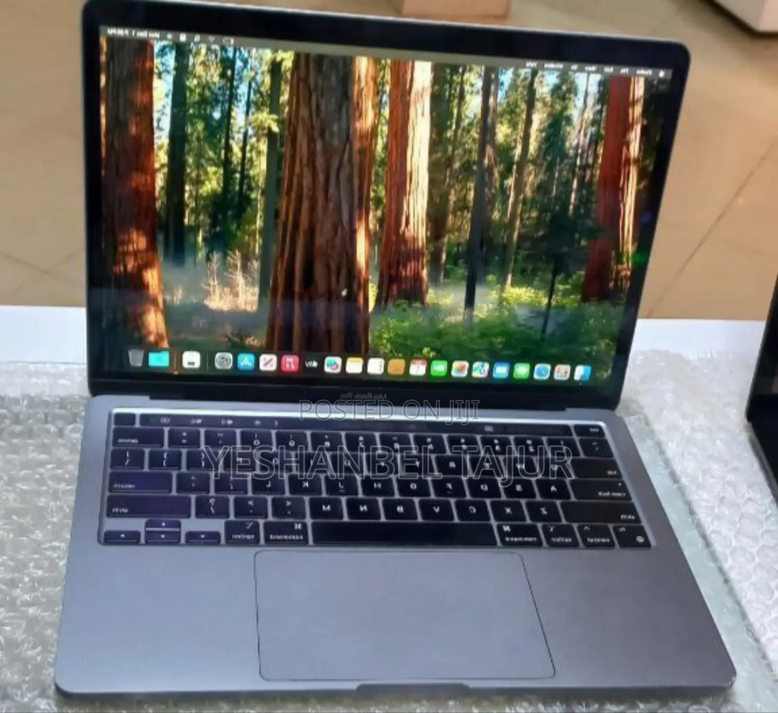 New Laptop Apple MacBook Pro M1 8GB Apple M1 Pro SSD 256GB