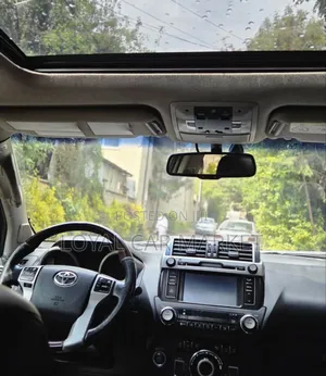 Toyota Land Cruiser Prado 2015 Black