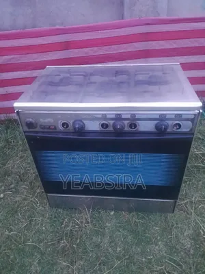 Photo - Kitchen Stove