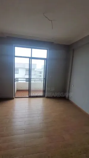 3bdrm Apartment in Apartment, Yeka for rent
