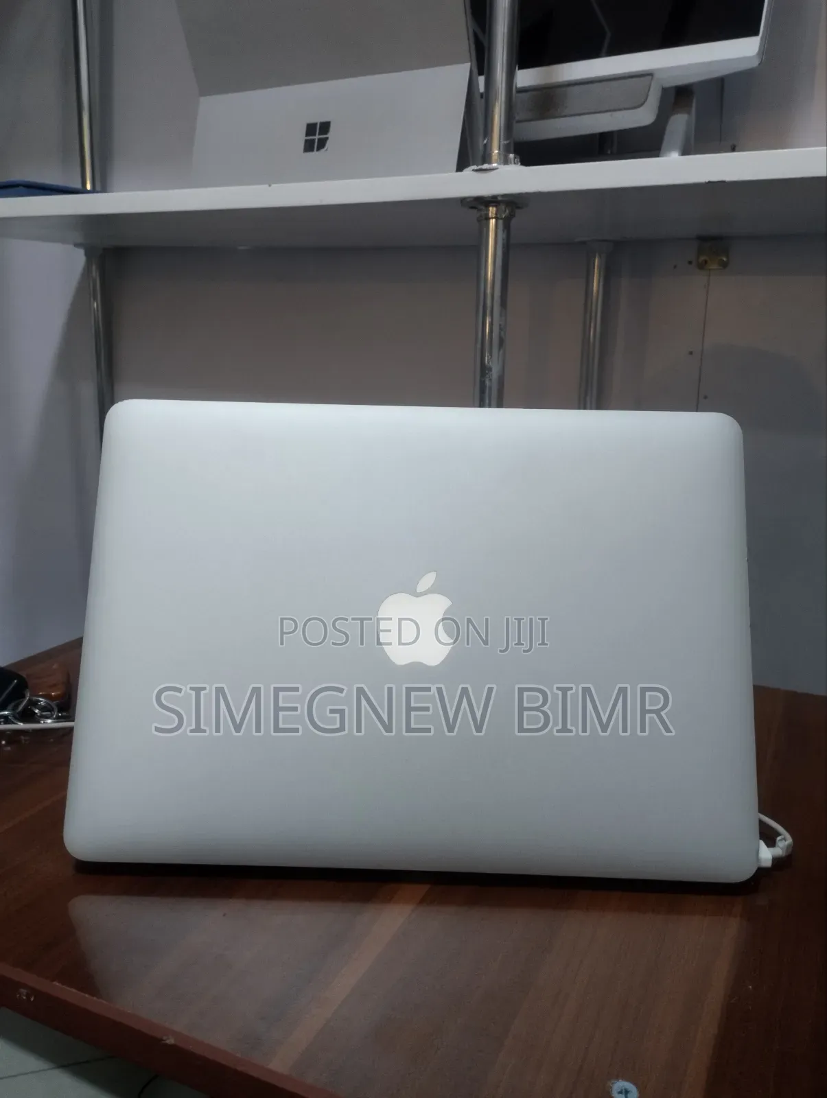 New Laptop Apple MacBook Air 2011 4GB Intel Core I5 SSD 128GB