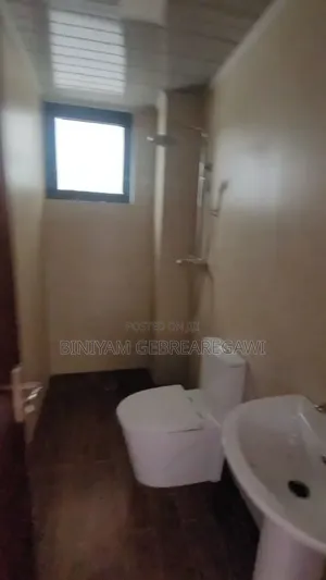 3bdrm Apartment in Apartment, Yeka for rent