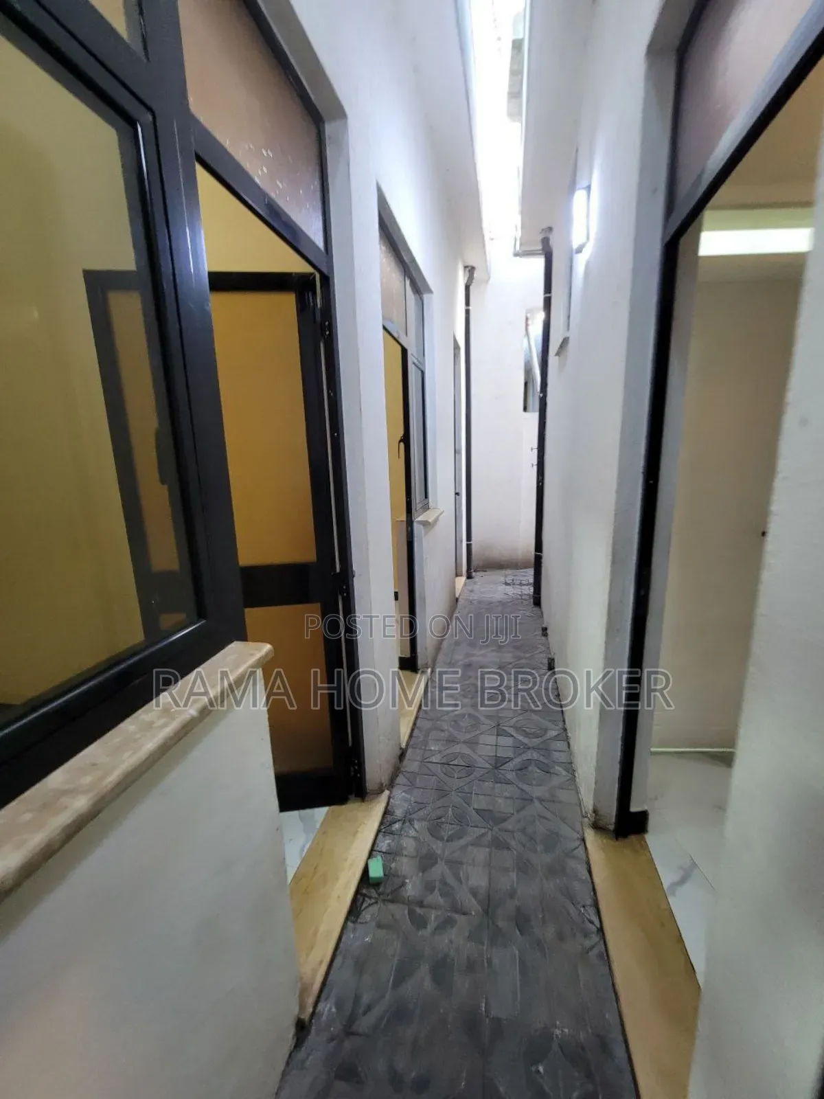 Furnished 4bdrm Block of Flats in Yeka for sale