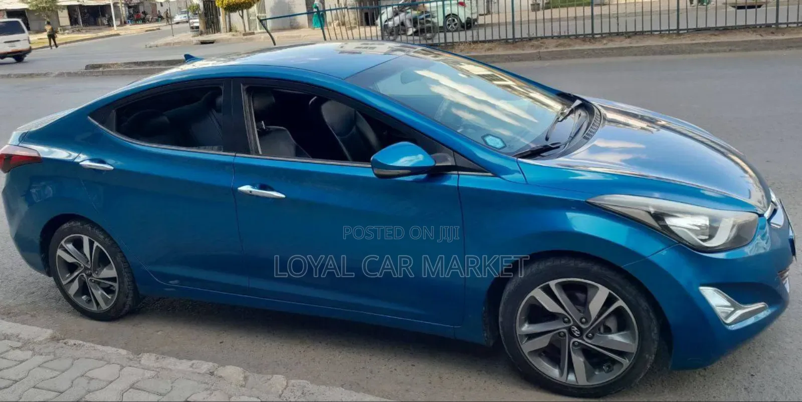 Hyundai Avante 2015 Blue