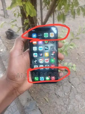 Apple iPhone 11 64 GB Black