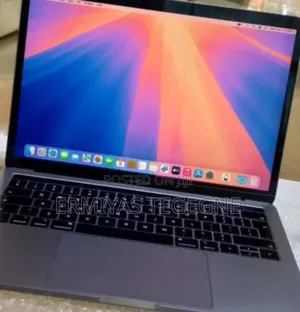 New Laptop Apple MacBook 16GB Intel Core Ultra 7 SSD 1T