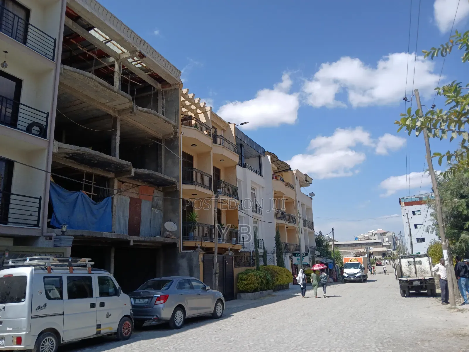 የሚሸጥ G+3 ቤት