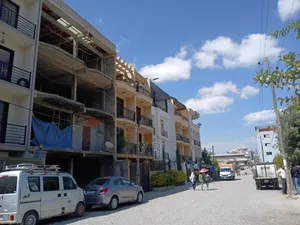 የሚሸጥ G+3 ቤት