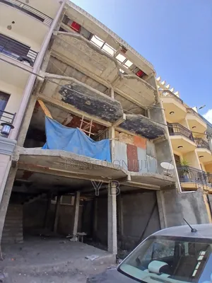 የሚሸጥ G+3 ቤት