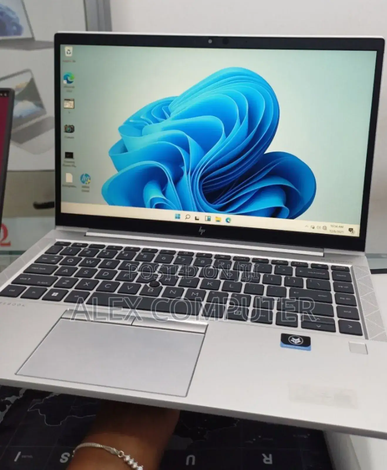New Laptop HP EliteBook 840 16GB Intel Core i7 SSD 512GB