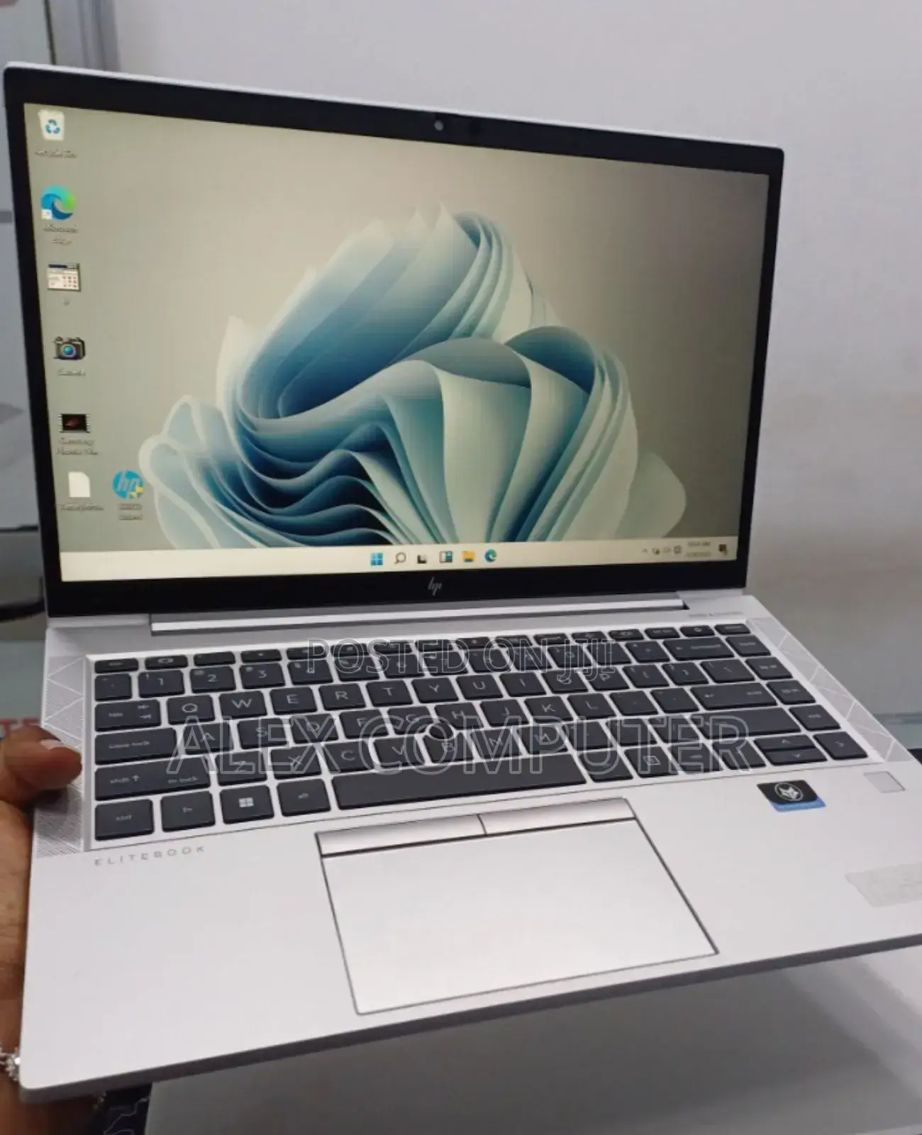 New Laptop HP EliteBook 840 16GB Intel Core i7 SSD 512GB