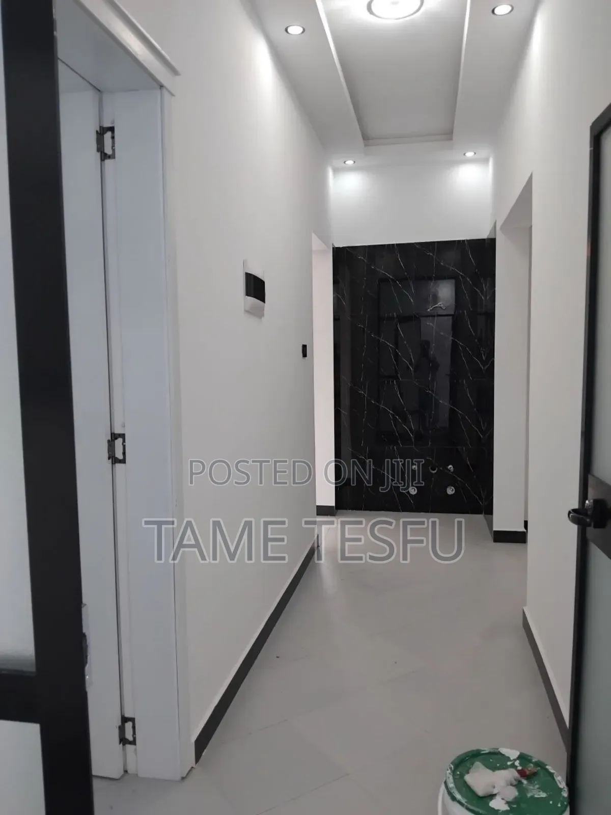 Furnished 3bdrm Villa in ሀያት ኮፓዉንድ, Bole for sale