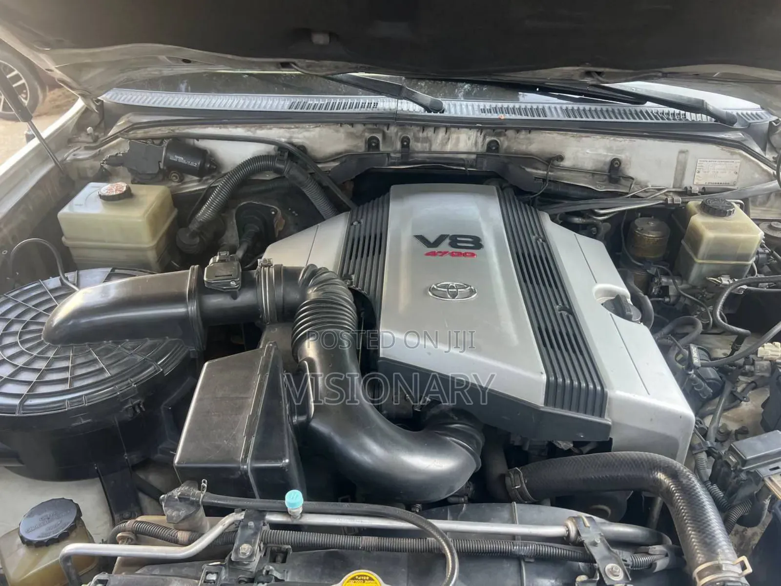 Toyota Land Cruiser 1998 White