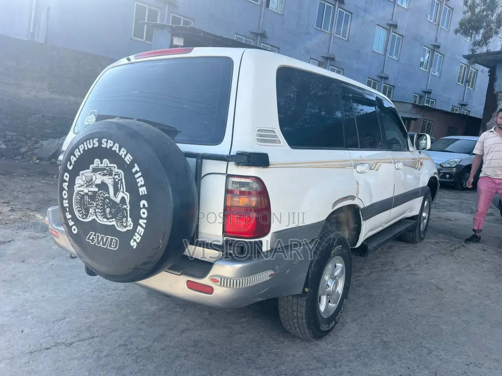 Toyota Land Cruiser 1998 White