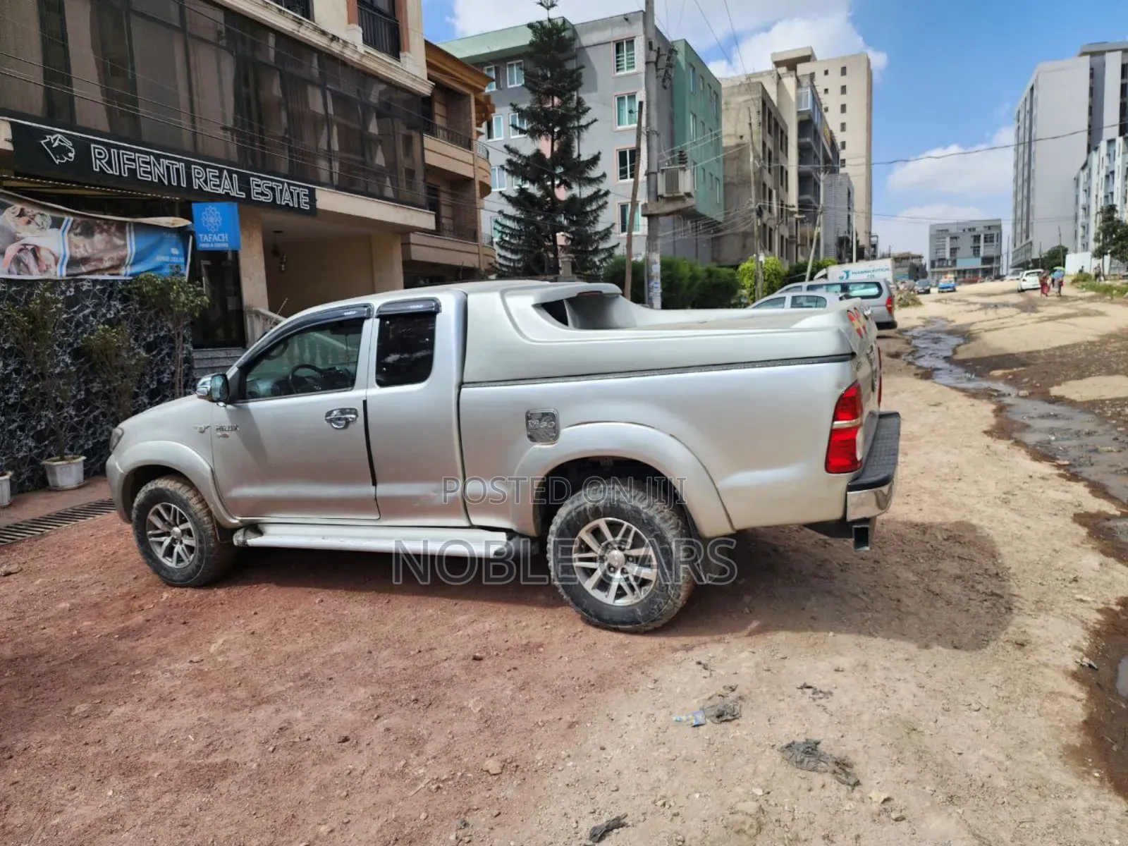 Toyota Hilux 2008 Gold