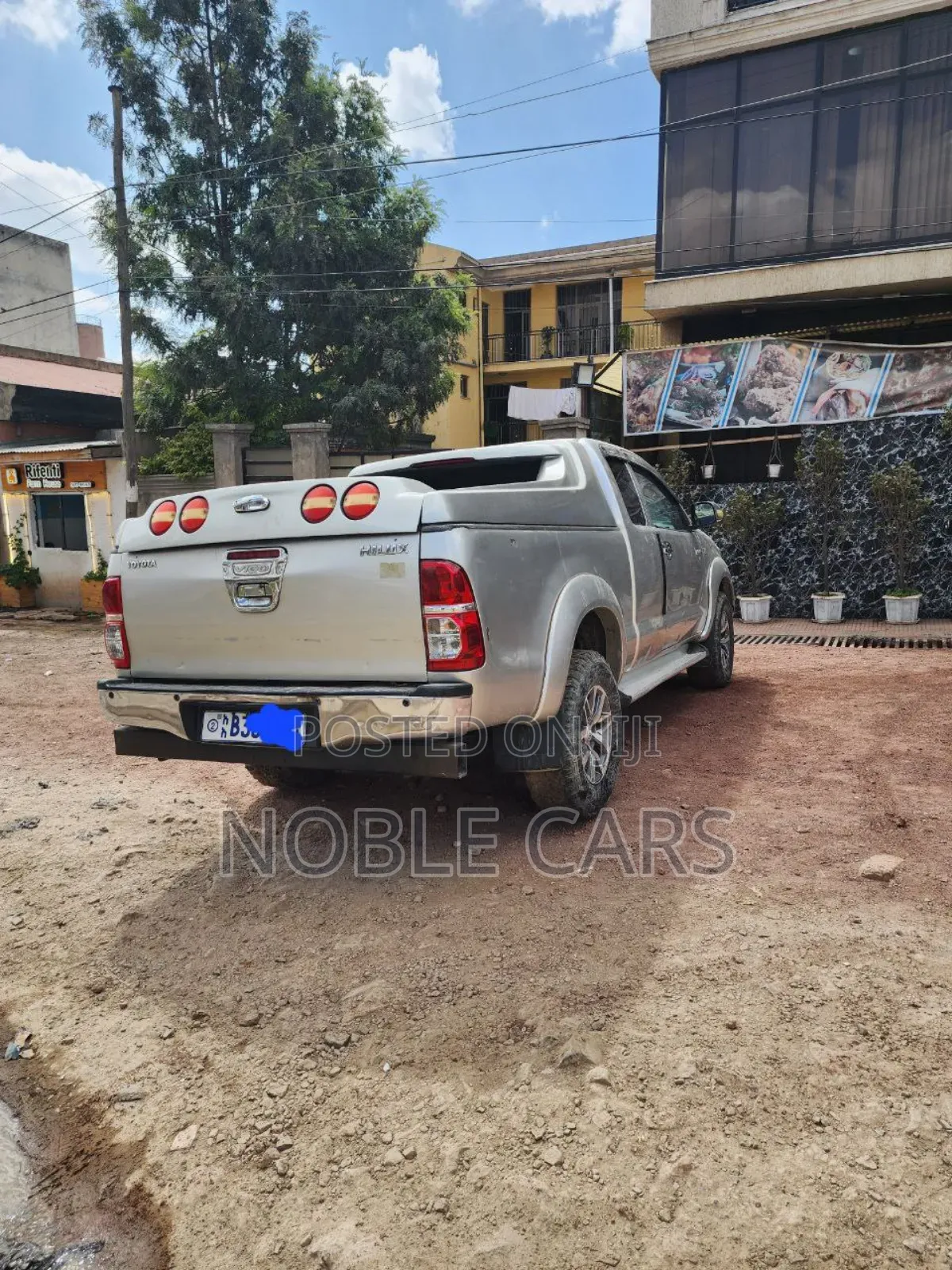 Toyota Hilux 2008 Gold