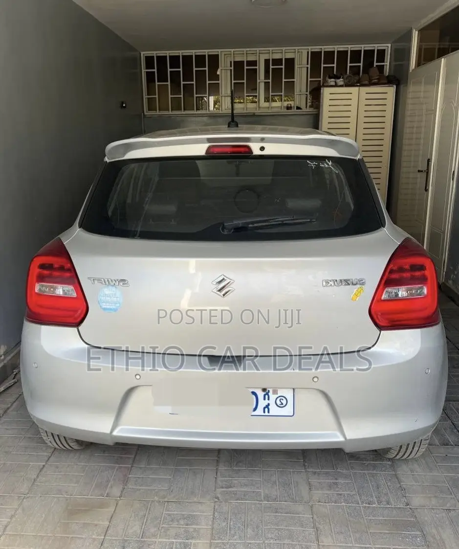 Suzuki Swift RS 2022 Silver