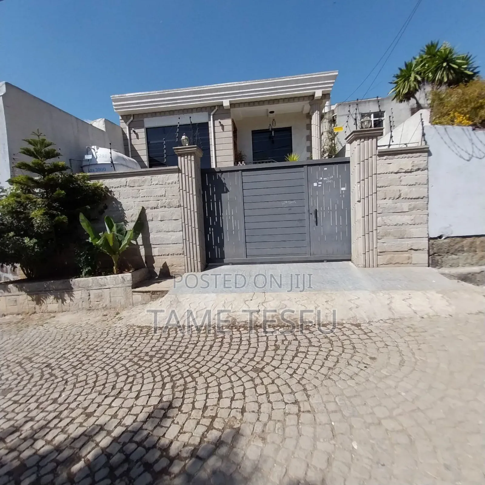 Furnished 4bdrm Villa in ወሰን, Yeka for sale