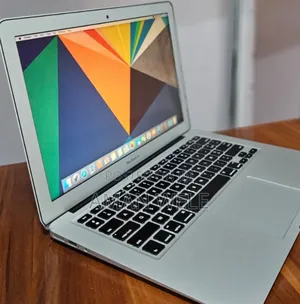 New Laptop Apple MacBook Air 2015 8GB Intel Core I5 SSD 256GB