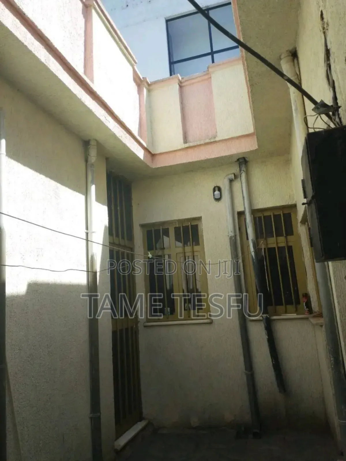 Furnished 3bdrm Villa in ሀያት, Bole for sale